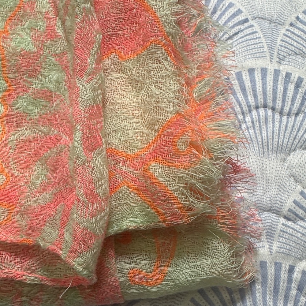 Gap Floral Scarf Cotton Wool Blend Semi Sheer Oversized Lightweight Wrap - Picture 7 of 7